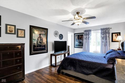 4172 S Creekside Drive New Palestine IN 46163