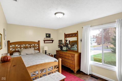 4172 S Creekside Drive New Palestine IN 46163