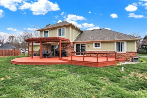 4172 S Creekside Drive New Palestine IN 46163