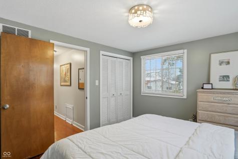 6314 Hythe Road Indianapolis IN 46220