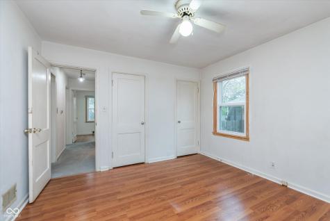 5734 Hillside Avenue Indianapolis IN 46220