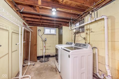 5734 Hillside Avenue Indianapolis IN 46220