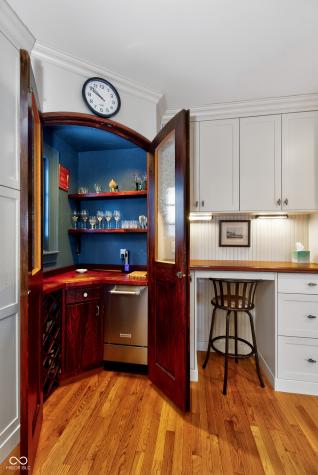 64 E 73rd Street Indianapolis IN 46240