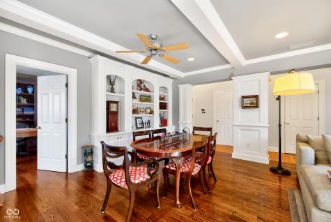 64 E 73rd Street Indianapolis IN 46240