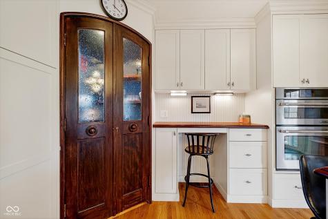 64 E 73rd Street Indianapolis IN 46240