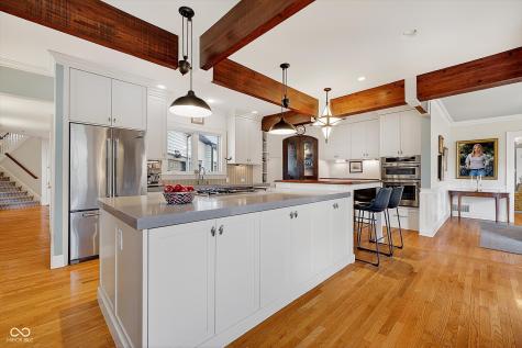 64 E 73rd Street Indianapolis IN 46240