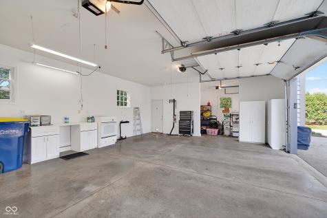 64 E 73rd Street Indianapolis IN 46240