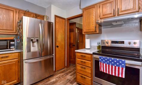 8552 Summertree Lane Indianapolis IN 46256