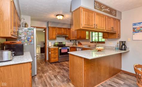 8552 Summertree Lane Indianapolis IN 46256
