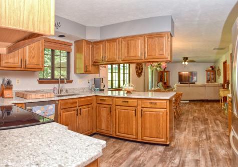 8552 Summertree Lane Indianapolis IN 46256