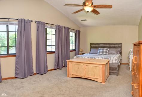 8552 Summertree Lane Indianapolis IN 46256