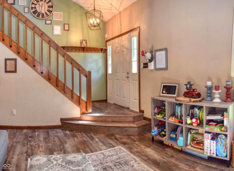 8552 Summertree Lane Indianapolis IN 46256