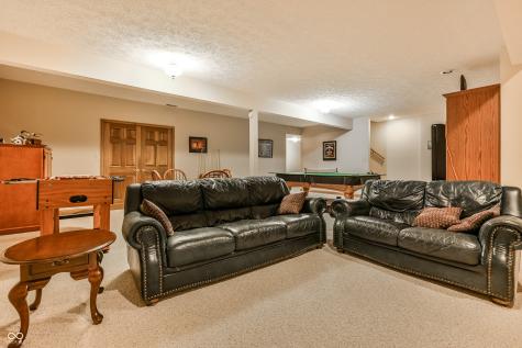 7567 Meadow Violet Court Avon IN 46123