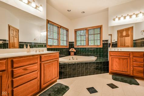 7567 Meadow Violet Court Avon IN 46123