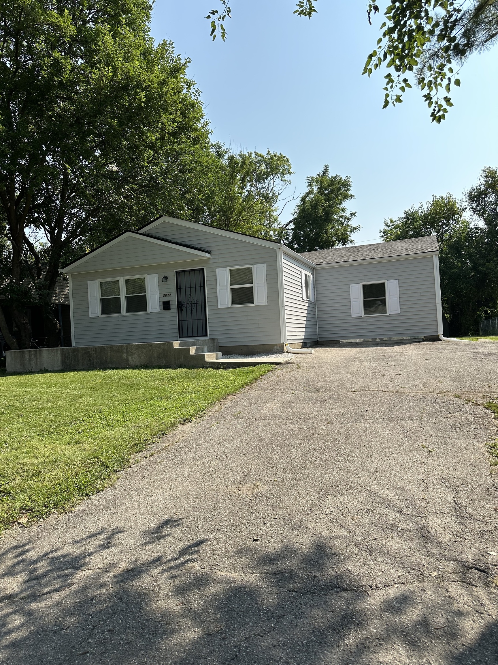 2833 Draper Street Indianapolis IN 46203