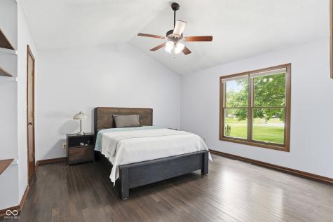 719 Bakeway Court Indianapolis IN 46231