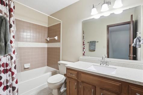 719 Bakeway Court Indianapolis IN 46231