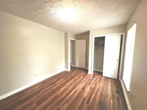7825 Geist Bluff Drive Indianapolis IN 46236