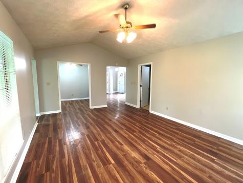 7825 Geist Bluff Drive Indianapolis IN 46236