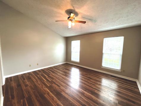 7825 Geist Bluff Drive Indianapolis IN 46236