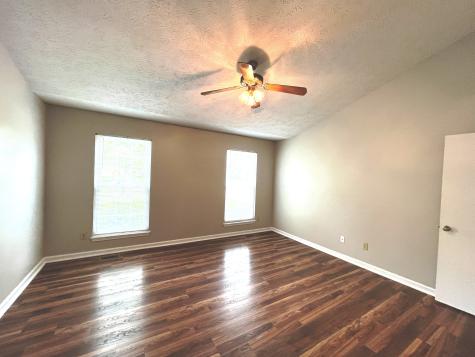 7825 Geist Bluff Drive Indianapolis IN 46236