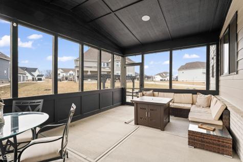 16041 Flowing Creek Way Westfield IN 46074