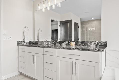 16041 Flowing Creek Way Westfield IN 46074