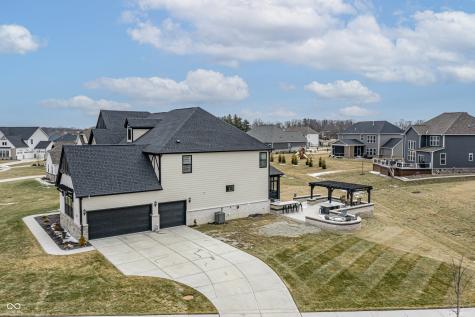 16041 Flowing Creek Way Westfield IN 46074