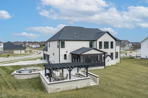 16041 Flowing Creek Way Westfield IN 46074