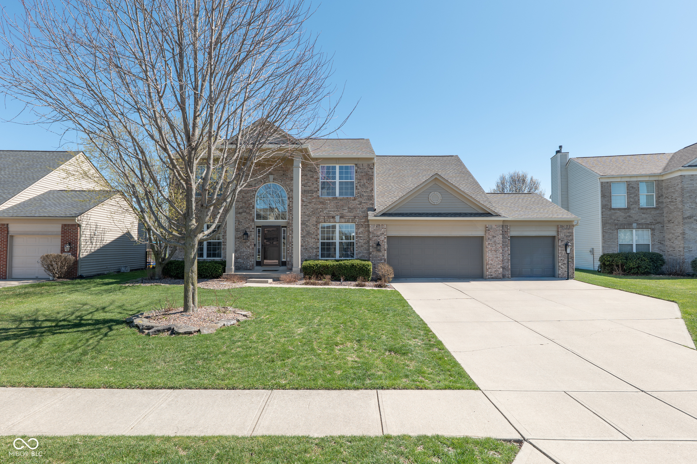 16755 Lakeville Crossing Westfield IN 46074