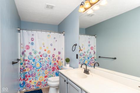 16755 Lakeville Crossing Westfield IN 46074