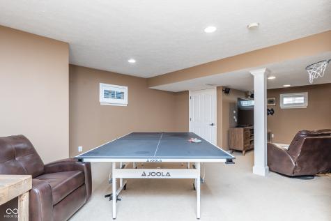 16755 Lakeville Crossing Westfield IN 46074