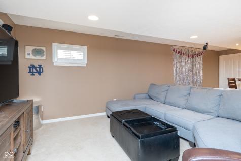 16755 Lakeville Crossing Westfield IN 46074