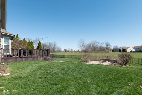 16755 Lakeville Crossing Westfield IN 46074