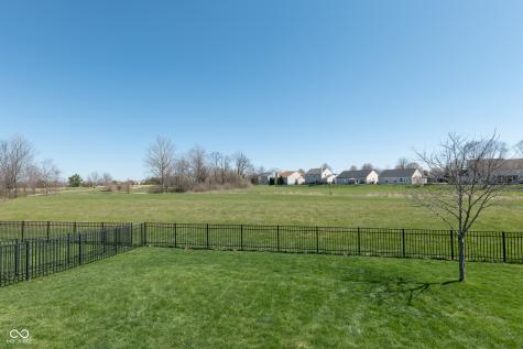16755 Lakeville Crossing Westfield IN 46074