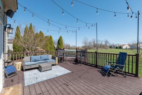 16755 Lakeville Crossing Westfield IN 46074