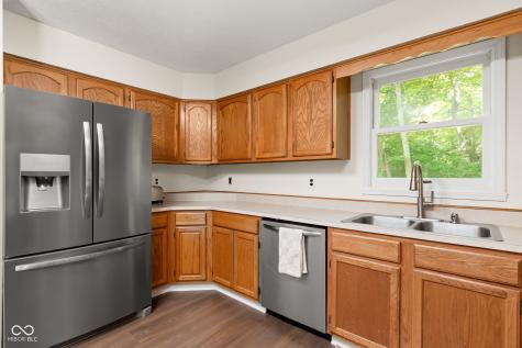 3613 Crickwood Circle Indianapolis IN 46268