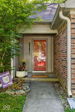 3613 Crickwood Circle Indianapolis IN 46268