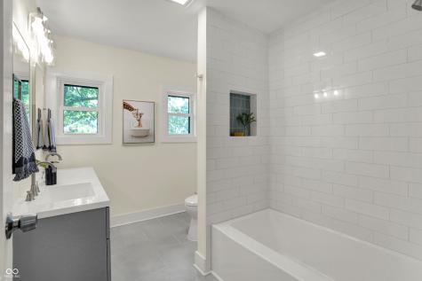4240 N Park Avenue Indianapolis IN 46205