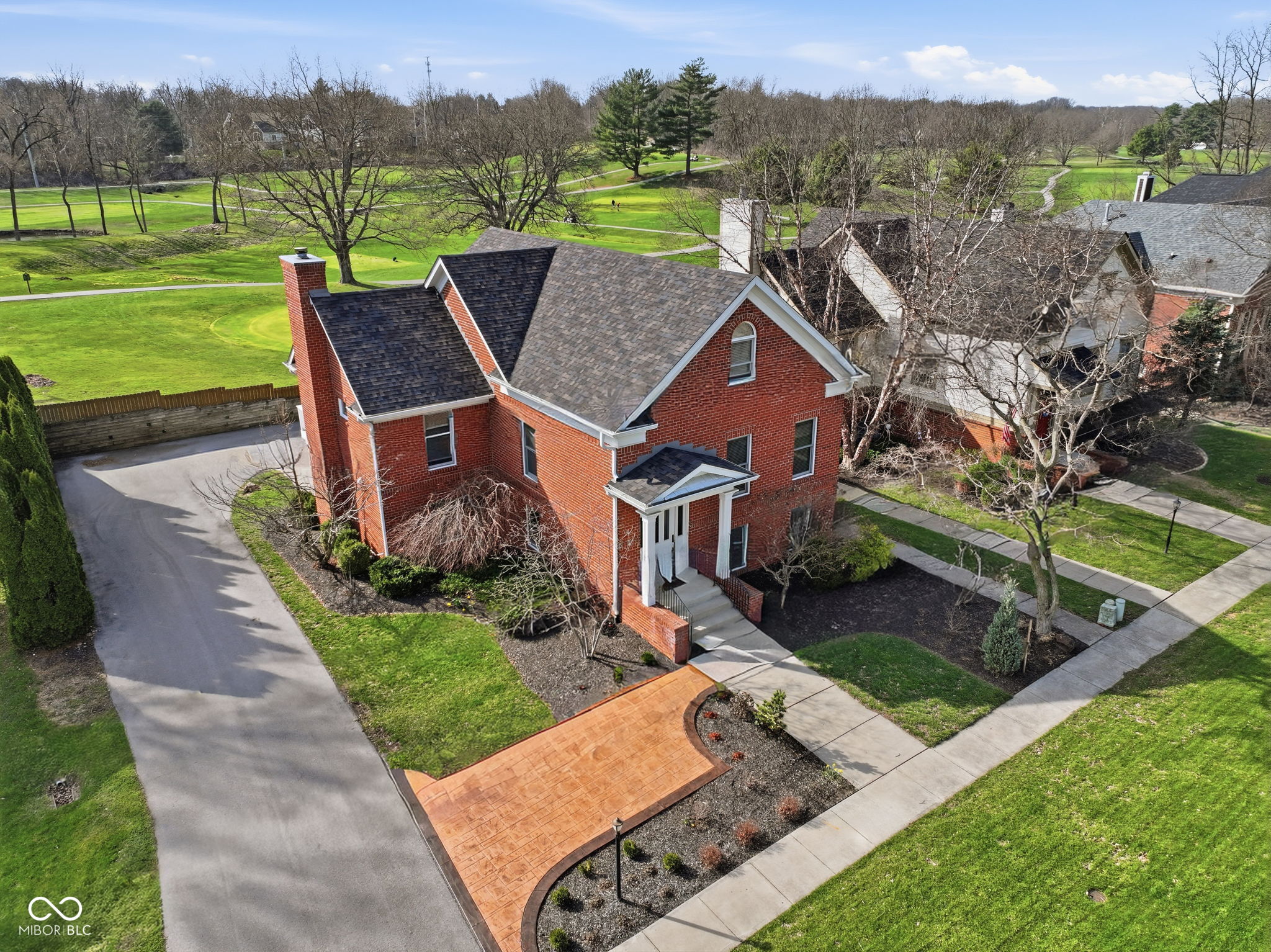 600 N Elm Street Zionsville IN 46077
