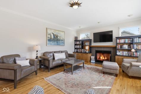 600 N Elm Street Zionsville IN 46077
