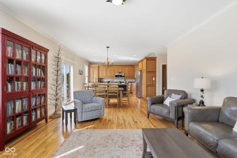 600 N Elm Street Zionsville IN 46077