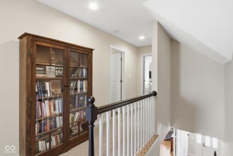 600 N Elm Street Zionsville IN 46077