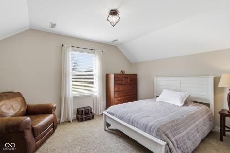 600 N Elm Street Zionsville IN 46077