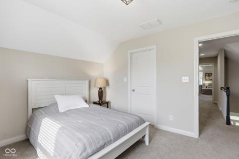600 N Elm Street Zionsville IN 46077