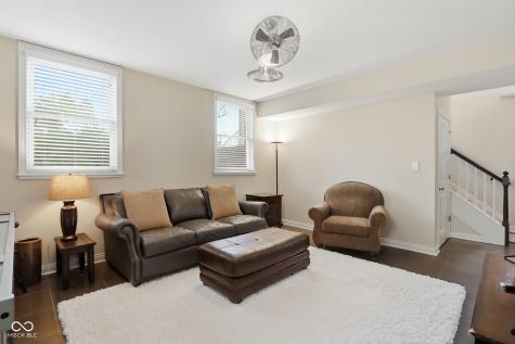 600 N Elm Street Zionsville IN 46077