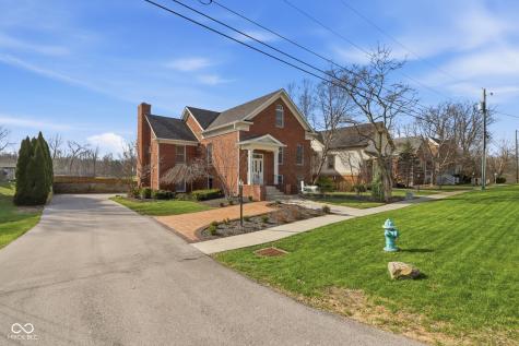 600 N Elm Street Zionsville IN 46077