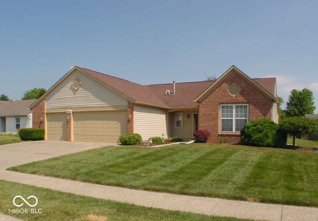 8298 Shattuck Drive Avon IN 46123