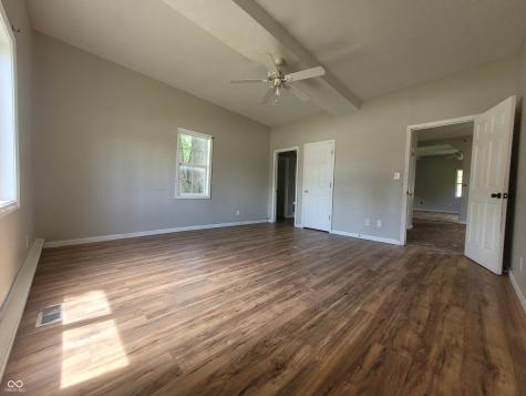 932 W Main Street Greenfield IN 46140