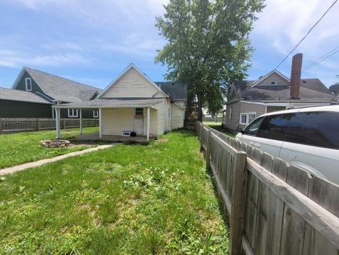 932 W Main Street Greenfield IN 46140